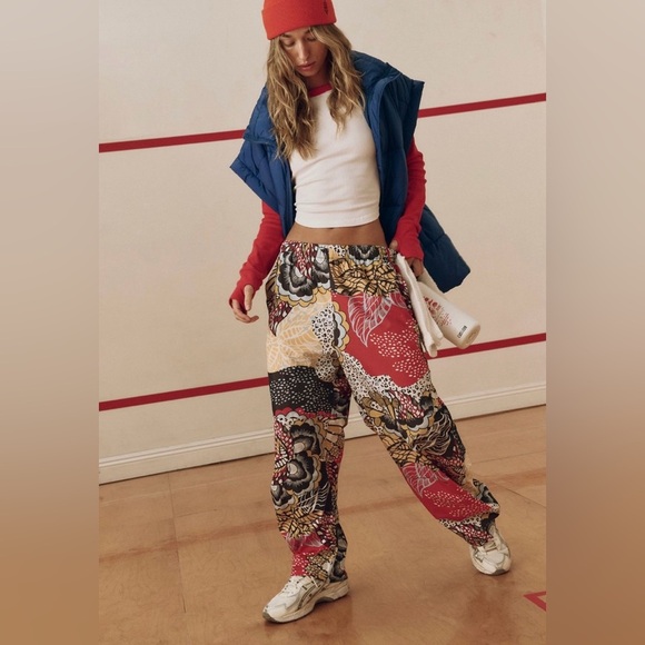 Free People Pants - Free People Game Day Printed Pants Size Large NWT
